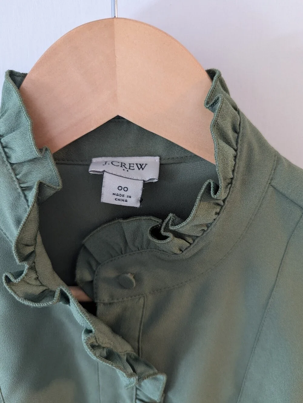 J. Crew Olive Green Ruffle Mock Neck Sleeveless Top Size 00
